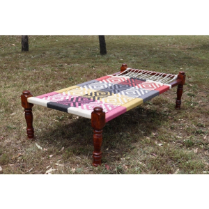 Cotton Multi-colour Manji Bed