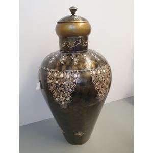 Iron Painted Decor Pot 